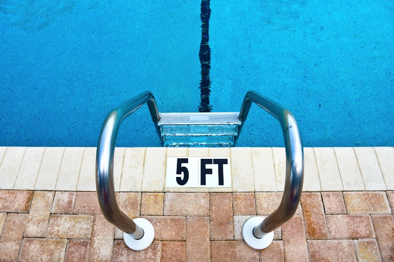 shutterstock_1010059927 (1) How deep should my pool be
