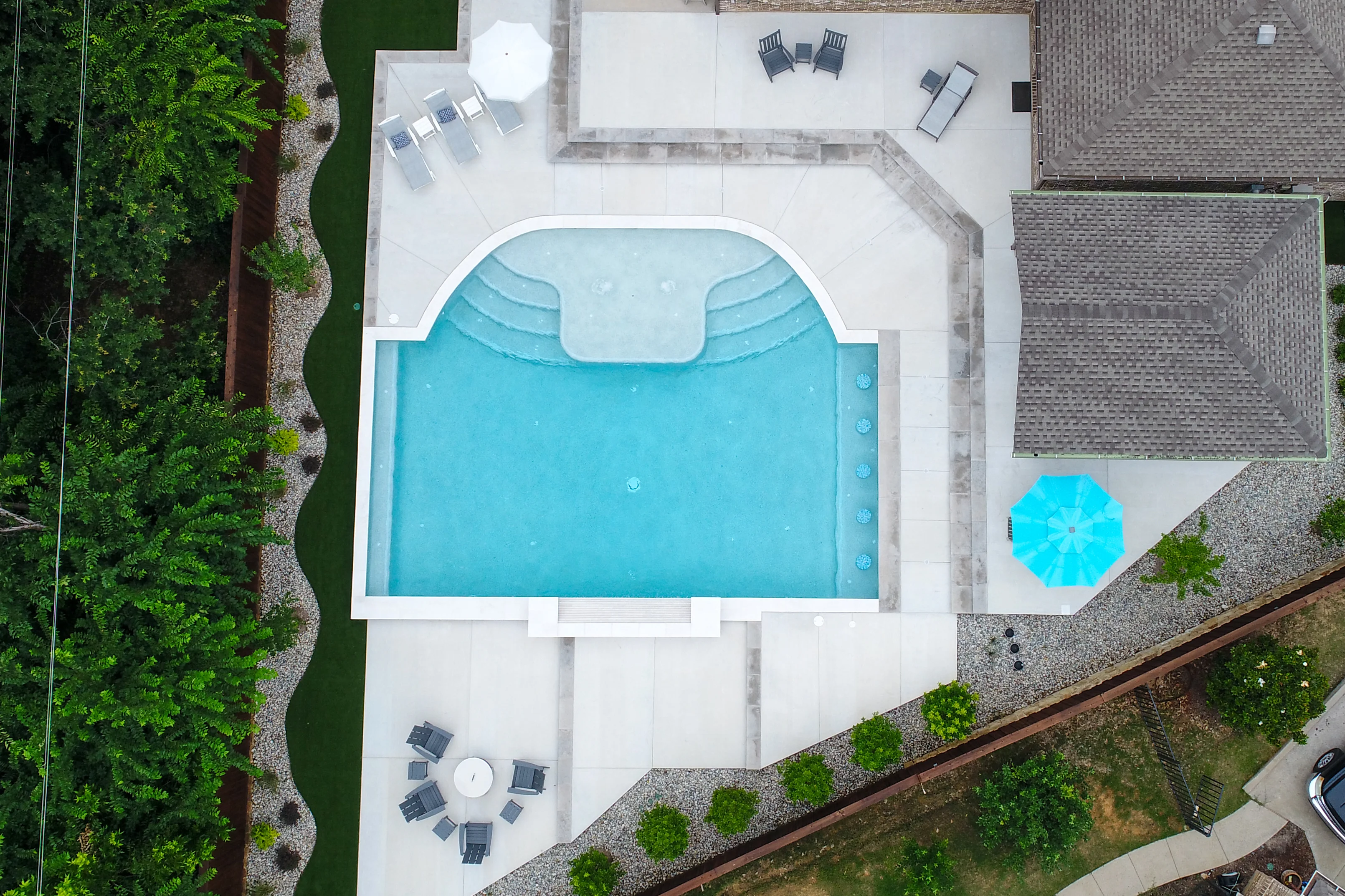 Contemporary Retreat pool — Snyder   04