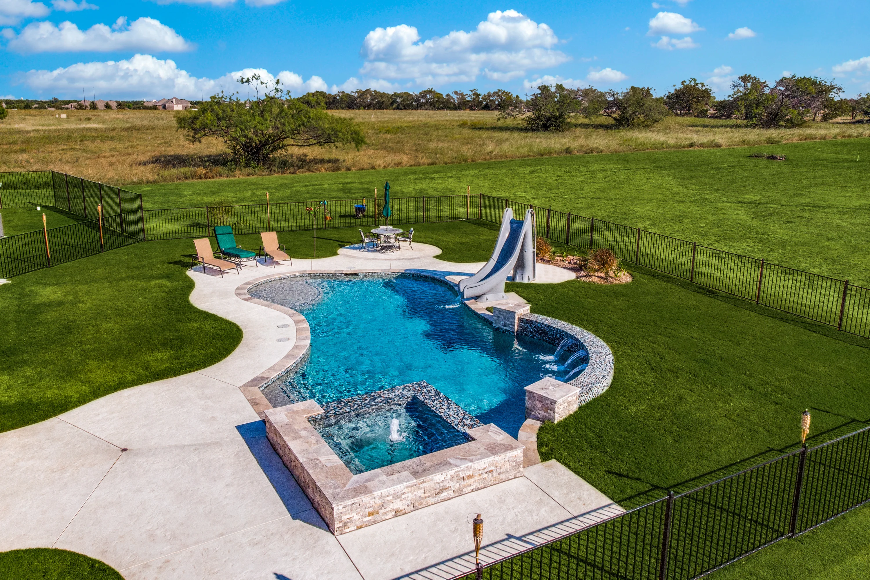 Free Form pool — Stratton   6
