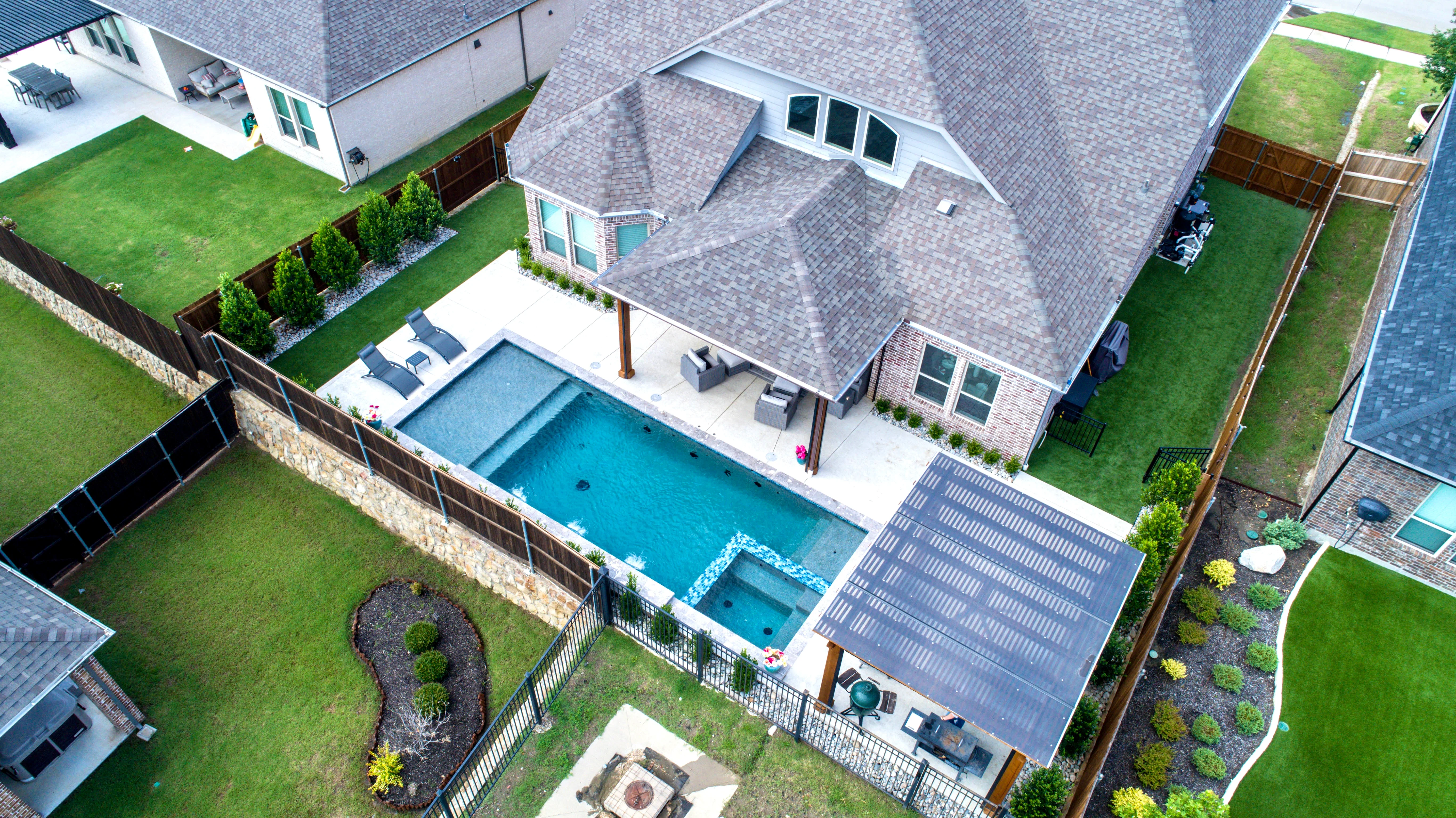 Straight Line pool — Ridge   22