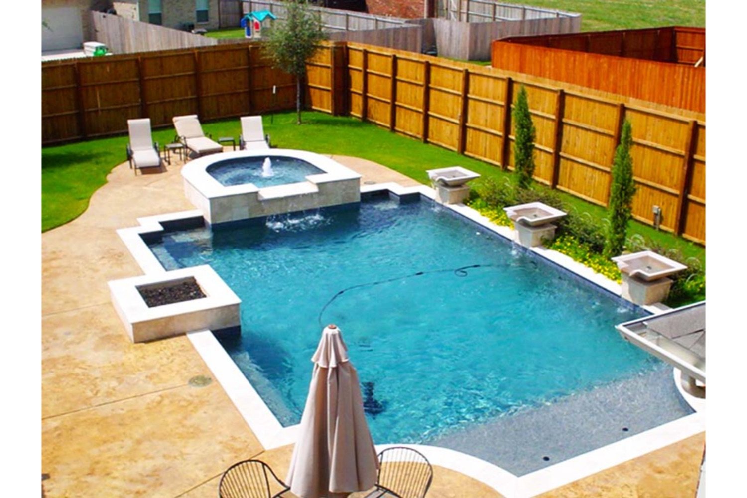 Gold-medal-pools-residential-straight-line15