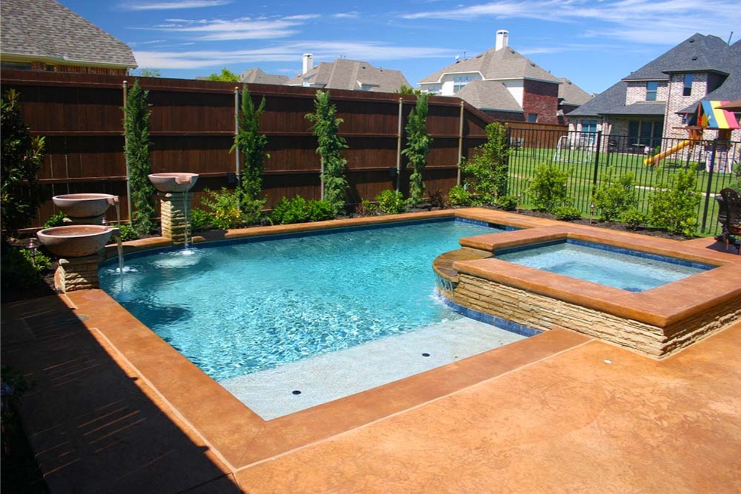Gold-medal-pools-residential-straight-line29