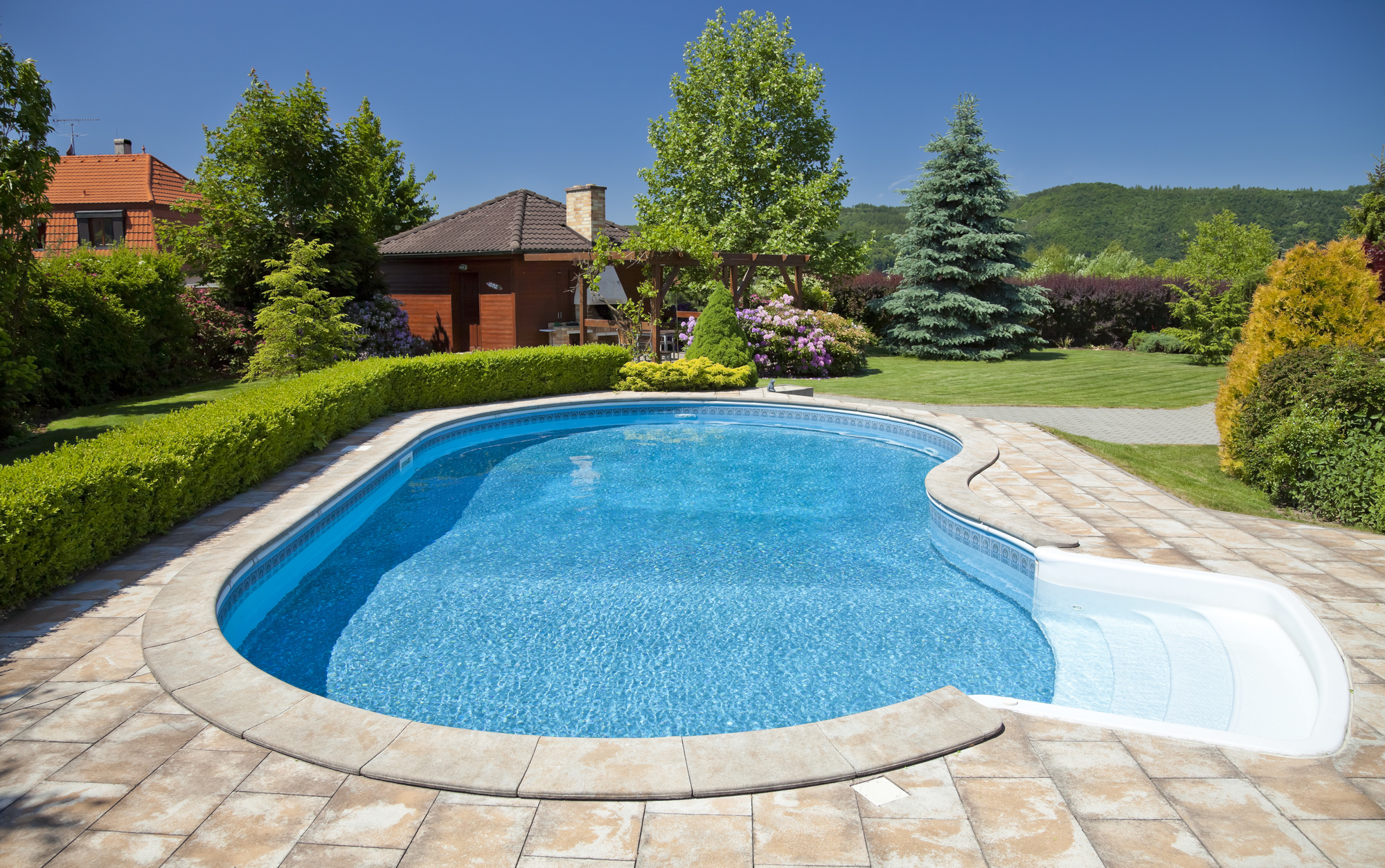 pool design and build