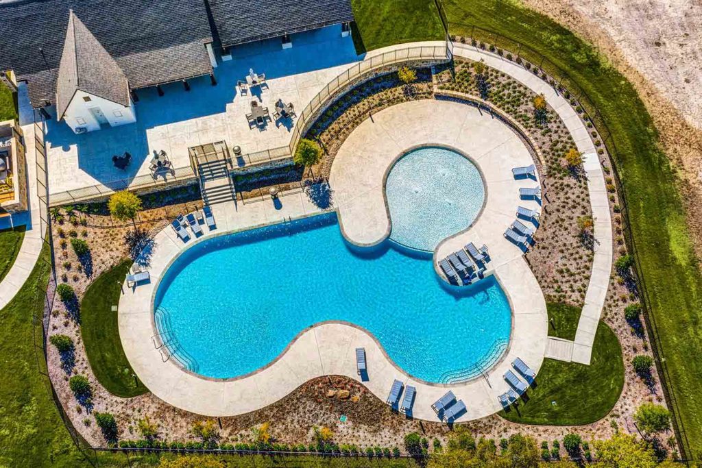 Gold-Medal-Construction-Lakewood8 saltwater vs. chlorine